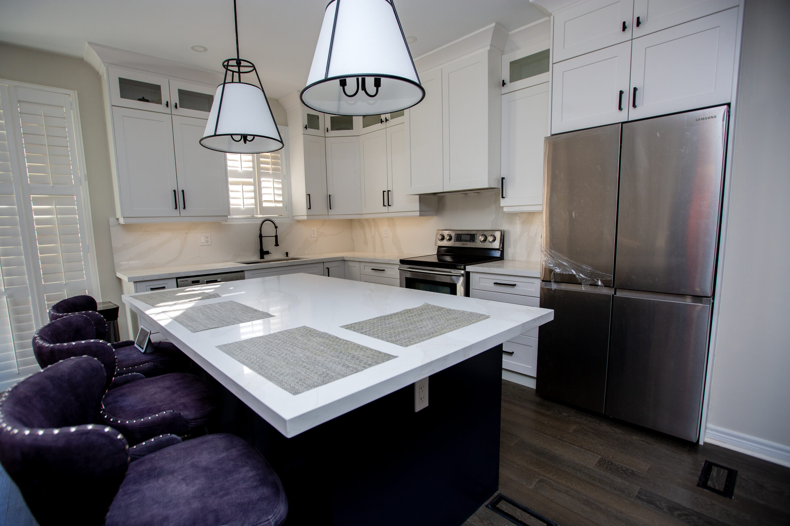 Kitchen remodel with built-in appliances Toronto project