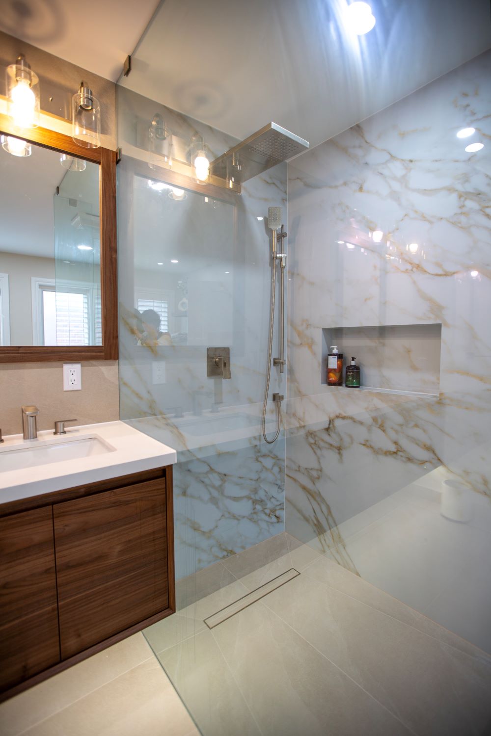 High Precision Slab and Tile Work Flawless installation of slabs with mitered external corners 45 degrees ensures a monolithic appearance Barrie