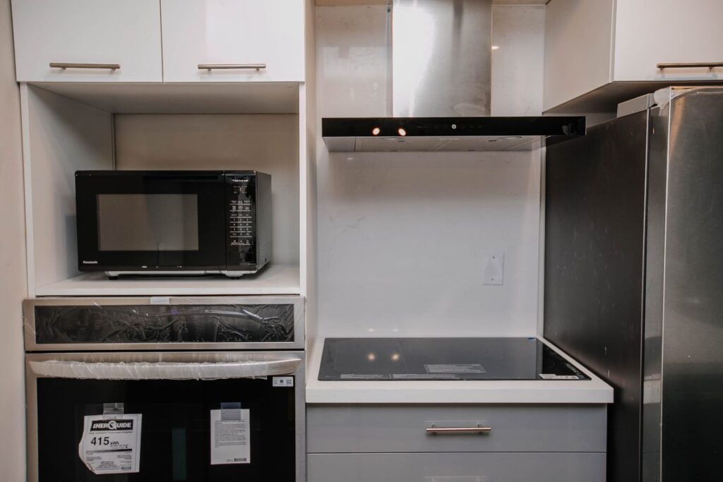 kitchen appliance wall oven microwave cooktop hood scarborough condo renovation toronto
