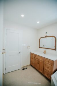 ensuite renovation bolton caledon vanity wall door towel ring 11